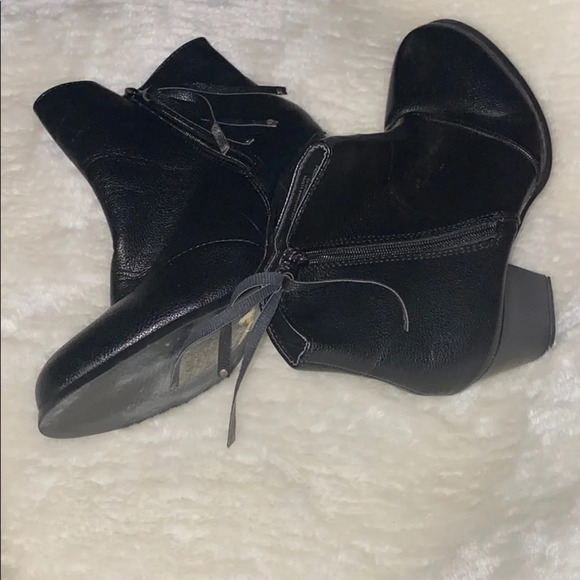 🖤 Mint BLACK Zipper BOOTIES - Picture 4 of 13